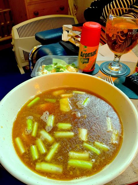 A Soup'N'Salad