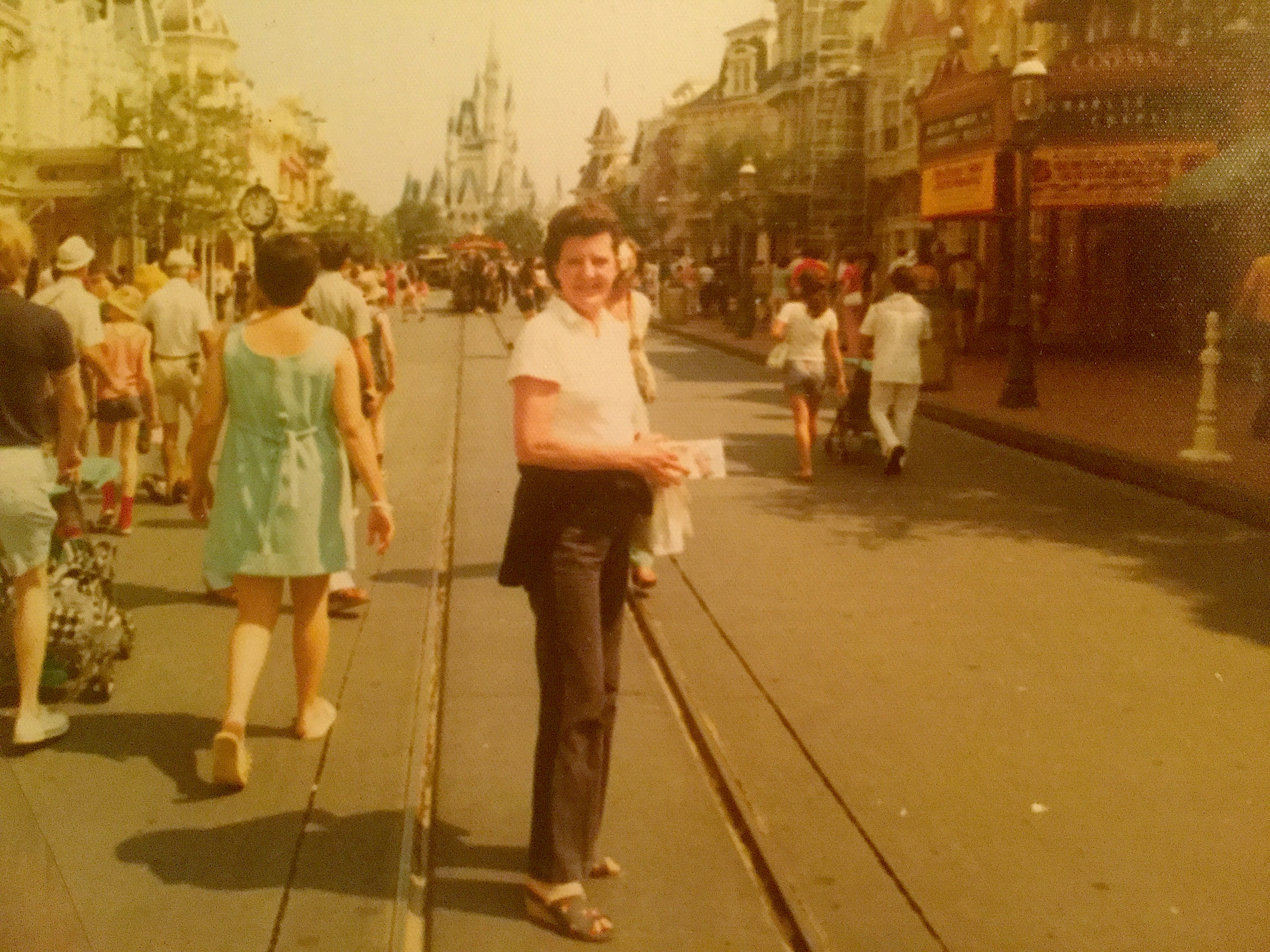 Mum:Disneyworld:1975