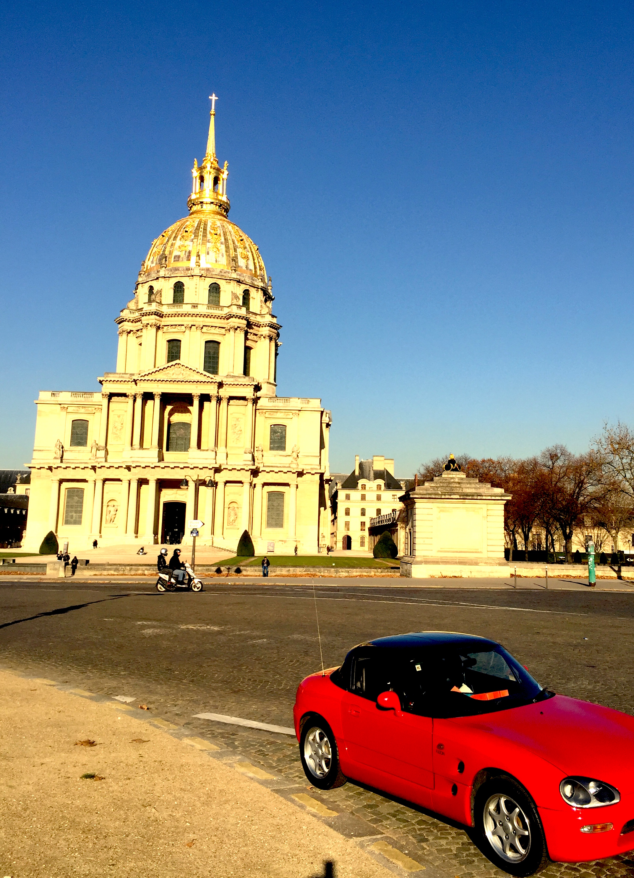 Baby Car in Paris