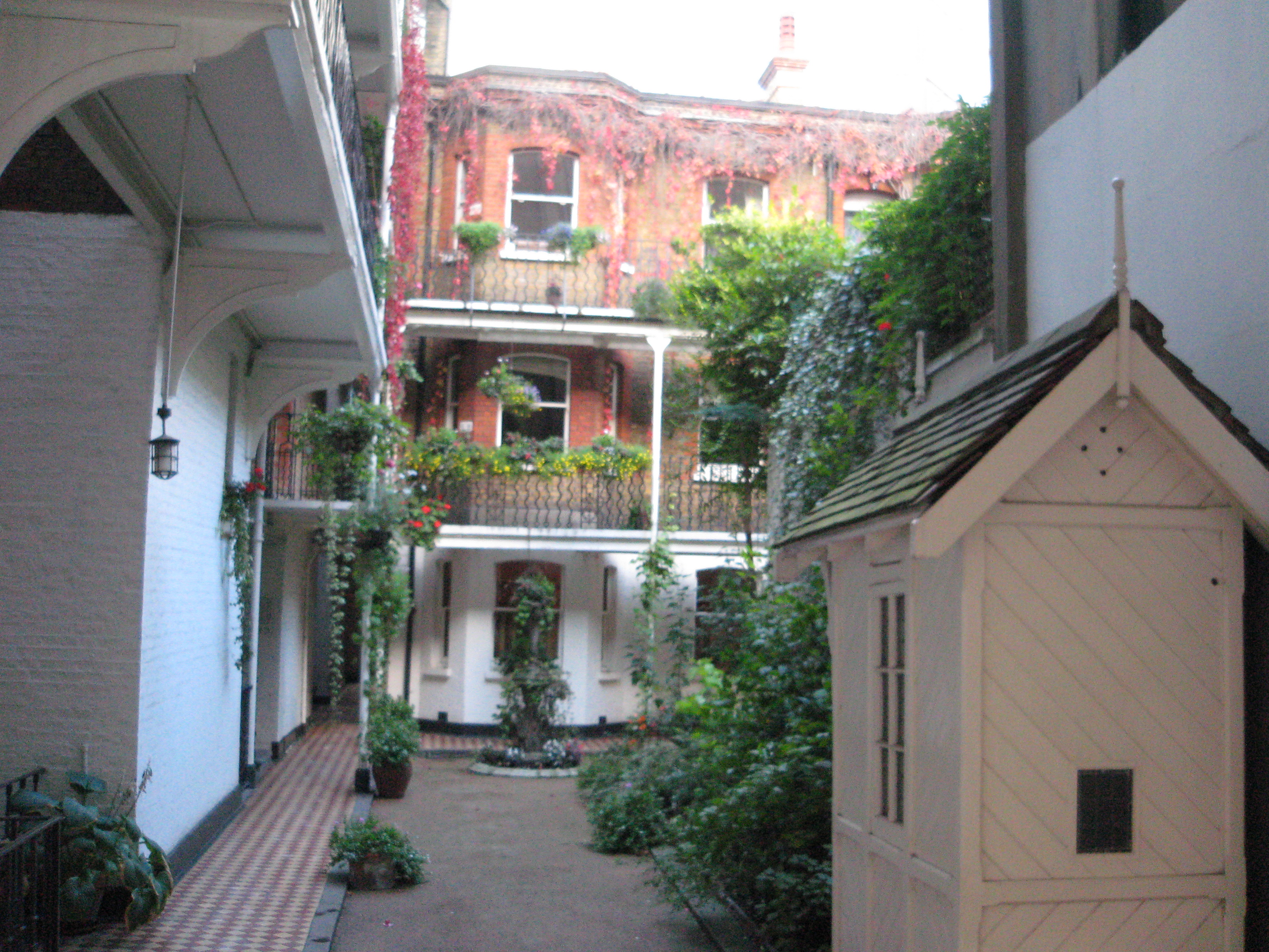 St Andrews Mansions, Dorset Street